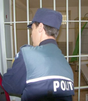 Prins după 3 ani: a gonit pe străzile Constanţei fără a avea permis